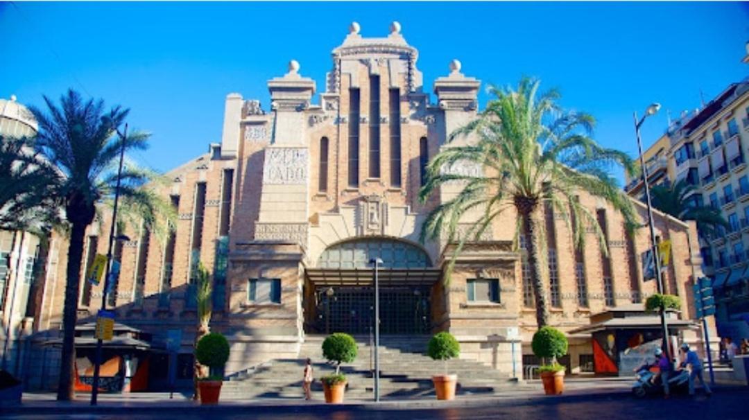 Estudio B Cerca De La Plaza De Toros Аликанте Экстерьер фото